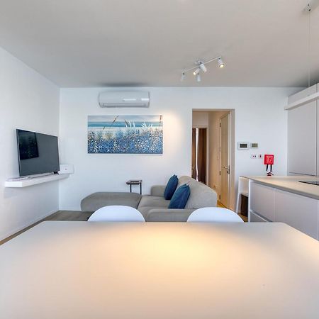 Designer 2Br Home With Stunning Views In St Pauls By 360 Estates San Pawl il-Baħar Kültér fotó