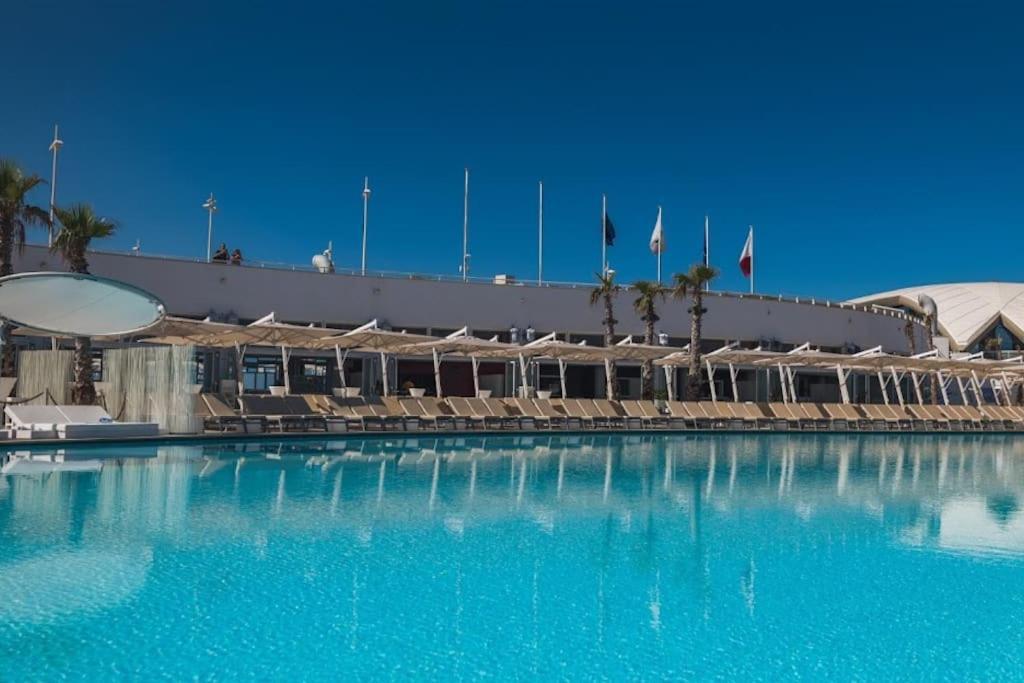 Designer 2Br Home With Stunning Views In St Pauls By 360 Estates San Pawl il-Baħar Kültér fotó