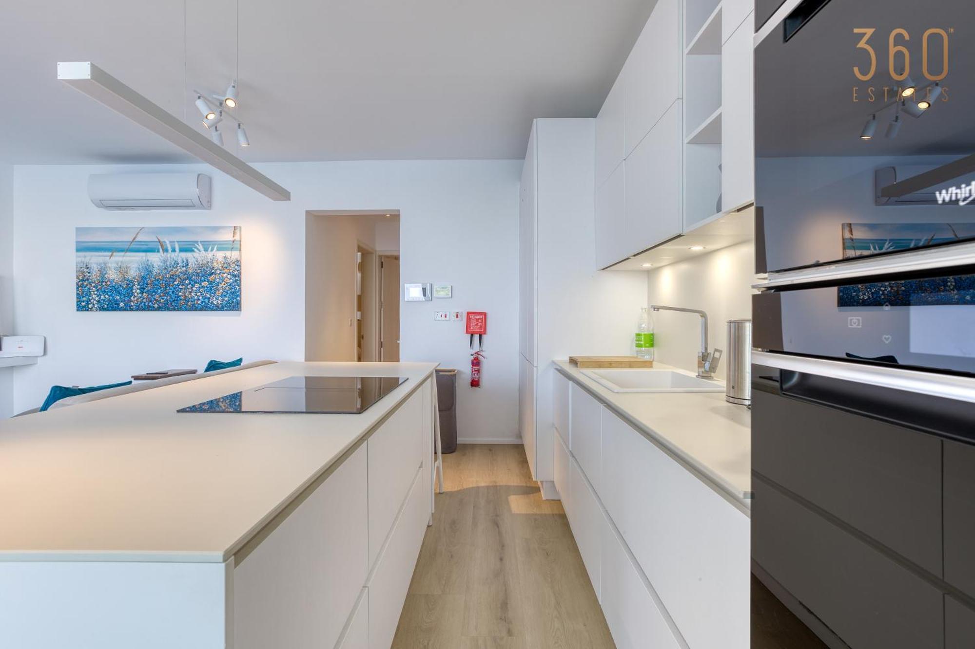 Designer 2Br Home With Stunning Views In St Pauls By 360 Estates San Pawl il-Baħar Kültér fotó