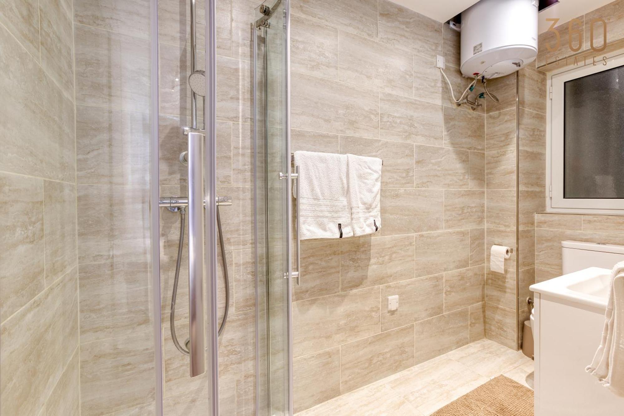 Designer 2Br Home With Stunning Views In St Pauls By 360 Estates San Pawl il-Baħar Kültér fotó